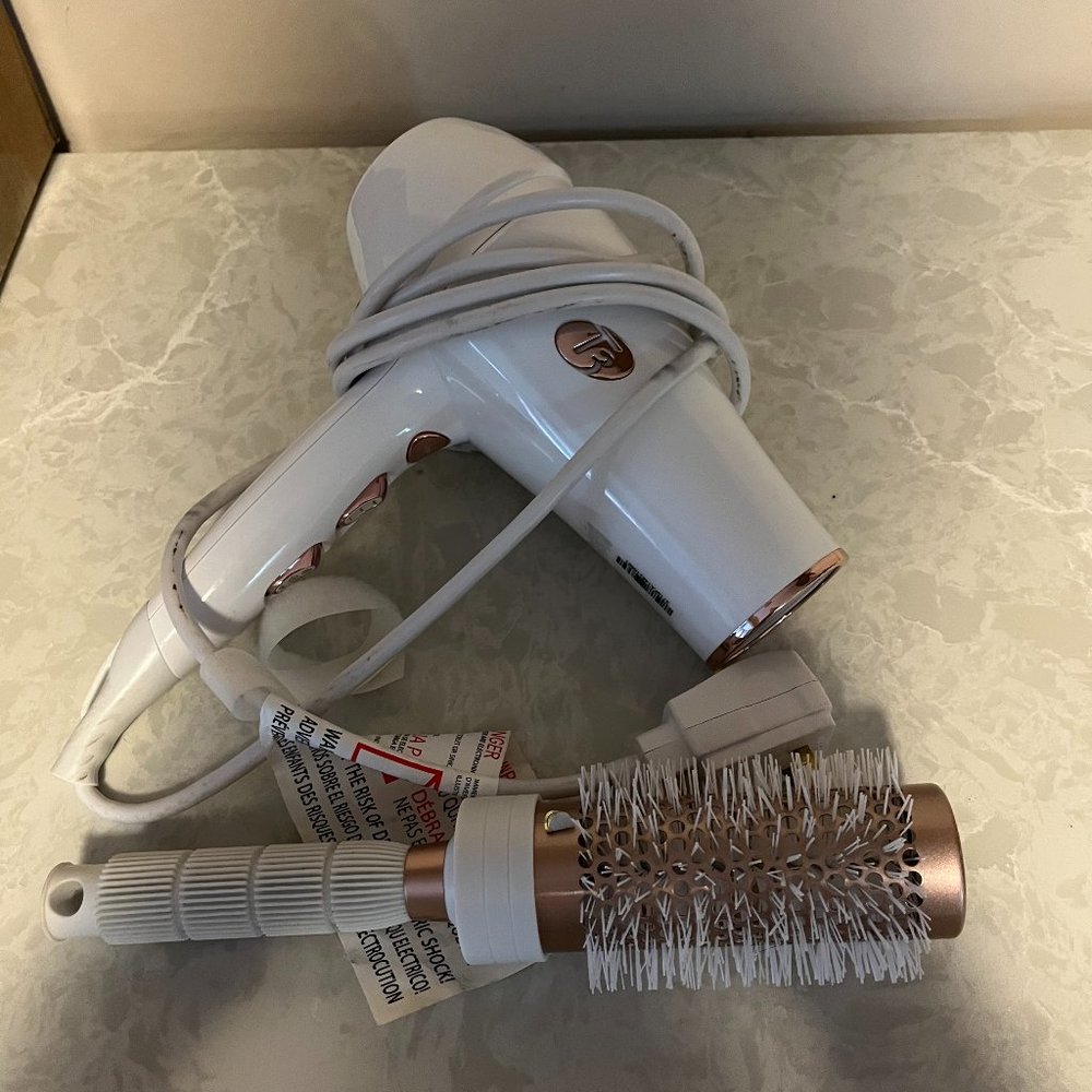 FEATHERWEIGHT 2 + BRUSH